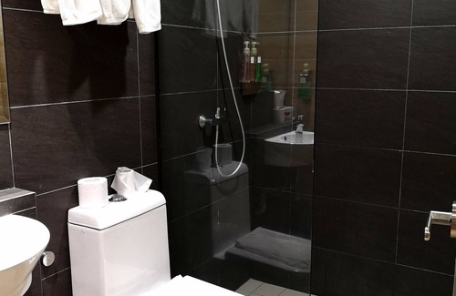 Downtown Kota Kinabalu Hotel | Qlio Hotel
