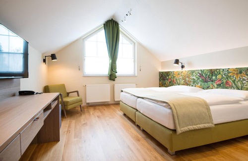 Maxglan Hotel | Habitación cuádruple, no reembolsable - The Green Hotel zur Post
