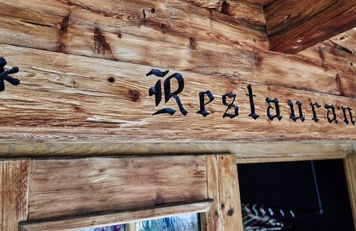 Bad Hofgastein Cabaña | Quadruple room with bathroom, WC 1N - B&B Berglift