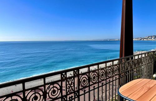 Old Town Apartamento | QUAI PROMENADE VIEW Balcony with breathtaking view