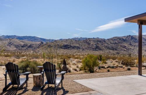 Joshua Tree Casa | Quails Nest Joshua Tree l Classic at Park Entrance