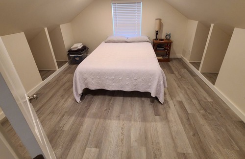 Childersburg Casa | Quaint 1 bedroom upstairs loft, new construction in 2021, 8 mins from Sylacauga.