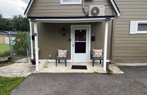 Sanford Casa | Quaint 2-bedroom house with AC in charming Sanford