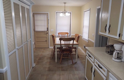 Cayce Casa | Quaint 3 Bdrm home w/in minutes of USC, Downtown Columbia, Ft Jackson and more