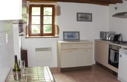 Dompierre-les-Eglises Cabaña | Pintoresca casa de campo francesa de 3 dormitorios