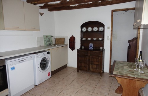 Dompierre-les-Eglises Cabaña | Pintoresca casa de campo francesa de 3 dormitorios
