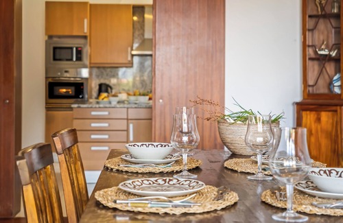 Porto Moniz Casa | Quaint 4-bedroom country house in Seixal