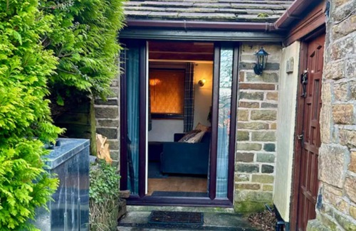 Bury Cabaña | Quaint and Cosy Cottage - Manchester