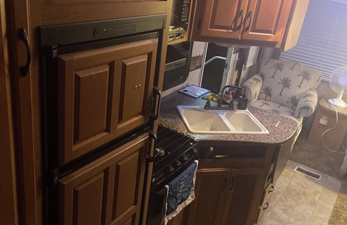 New Port Richey Casa | Quaint and Quiet Tiny Home Steps From Downtown New Port Richey