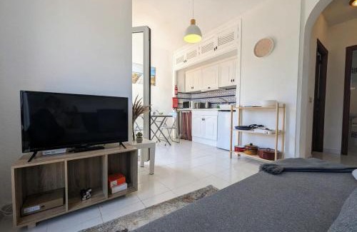 San Miguel de Salinas Apartamento | Quaint Apartment with Com Pool Villamartin SM6