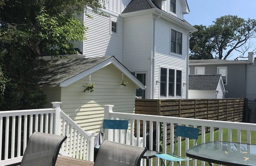 Bradley Beach Casa | Quaint Bradley Beach getaway for Summer weeks weekends or a month.