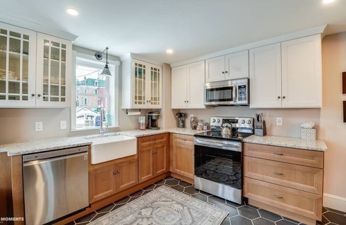 Kennett Square Casa | Quaint brick townhome in historic Kennett Square