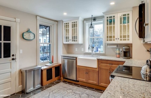 Kennett Square Casa | Quaint brick townhome in historic Kennett Square