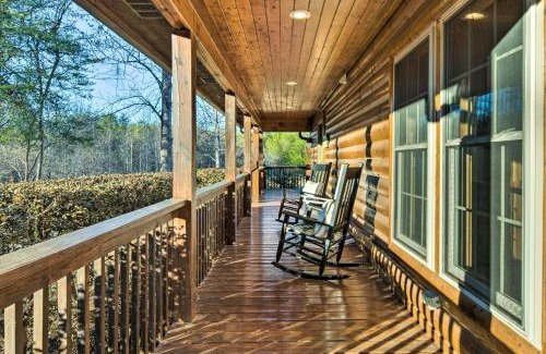 Sweetbriar Farms Casa | Quaint Cabin with Deck and Loft 10 Mi to Lake Lure!