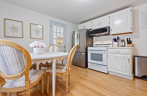 South Yarmouth Casa | Quaint Cape Cod Home! A/C! Firepit! Dogs Allowed
