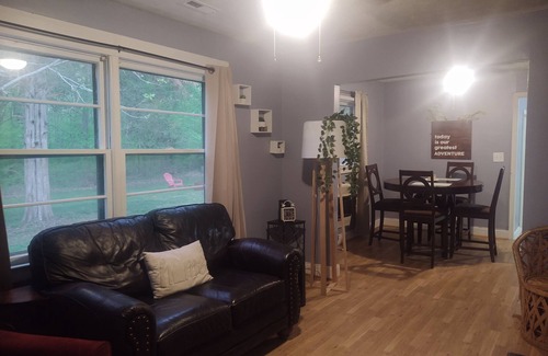 Andersonville Cabaña | Quaint Cottage Centrally Located in the Heart of Virginia