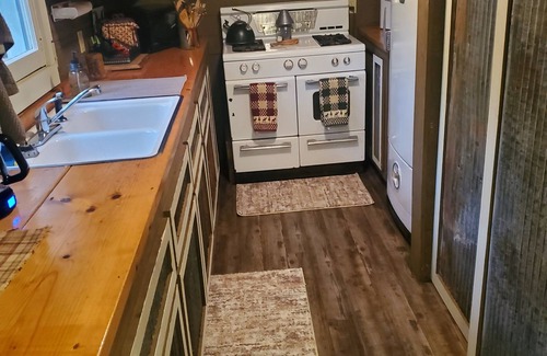 Harrison Cabaña | Quaint Cottage near Cranberry Lake