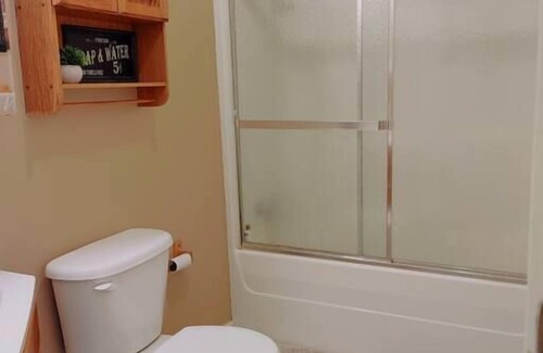 Mansura Casa | Quiet Country Home nestled 5 minutes from town