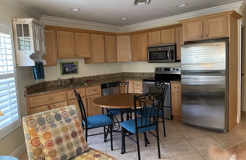Braden River Casa | Quaint Country Charm! Private Guest House