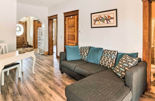 Lorain Apartamento | Quaint & Cozy Retreat < 1 Mi to Lakeview Park
