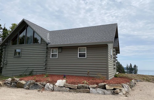 Jonesport Casa | Quaint DownEast Cottage
