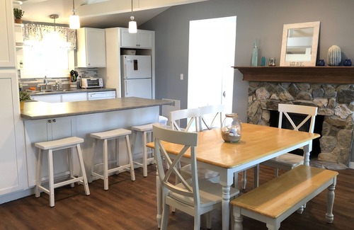 Dunbarton Cabaña | Pintoresca Dunbarton Waterfront Cottage