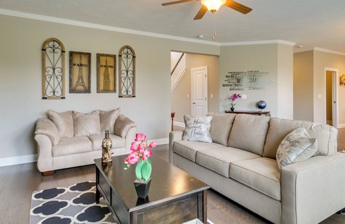Canterbury Farms Casa | Quaint Grovetown Getaway w/ Private Hot Tub!