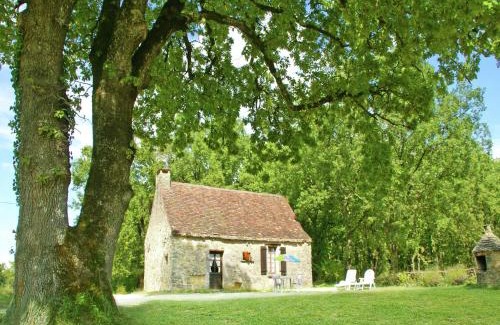 Allas-les-Mines Casa | Quaint Home in Berbiguières, Valley of the Castles at 15min