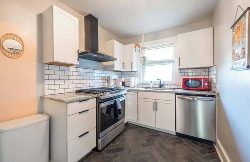 Meridian-Kessler Casa | Quaint Indy Getaway in SoBro