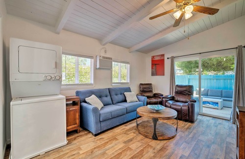 Jamestown Casa | ¡NUEVO! Actualizado Jamestown Home, Walk to Downtown!