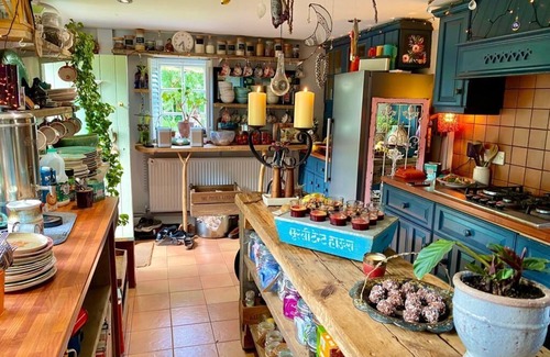 Five Oak Green Cabaña | Quaint Kent Countryside Retreat - cottage, log fires, hot tubs & unique rooms