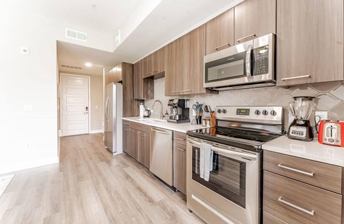 Pleasant Valley Apartamento | Quaint King Bed 1BR 5 Min to DT