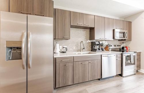 Pleasant Valley Apartamento | Quaint King Bed 1BR 5 Min to DT
