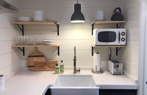 Auburn Apartamento | Vive en el lujo ... ¡Camina hacia el gran juego!