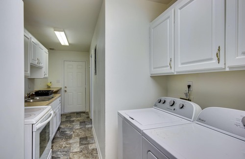 Orangeburg Casa | Quaint Orangeburg Townhome Near Hospitals & Campus