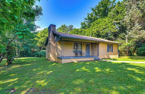 Oxford Cabaña | Quaint Oxford Home ~ 2 Mi to Ole Miss & The Grove!