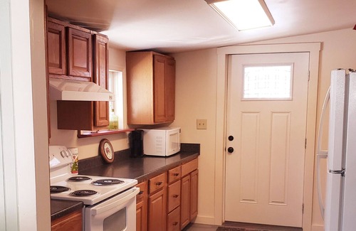 Saylorsburg Casa | Quaint Poconos Bungalow Near Wineries and Hiking LONG TERM ONLY