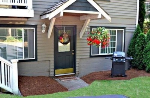 Sammamish Casa | Quaint Sammamish Bungalow