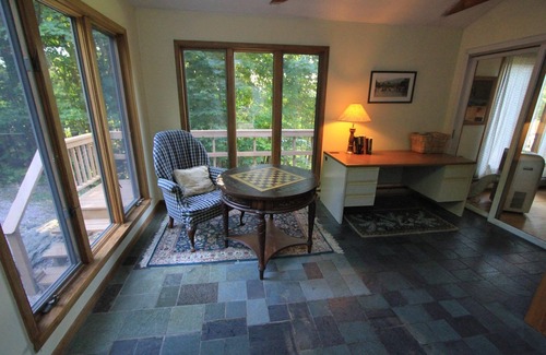 Moscow Casa | Quaint Stowe Vermont Cabin