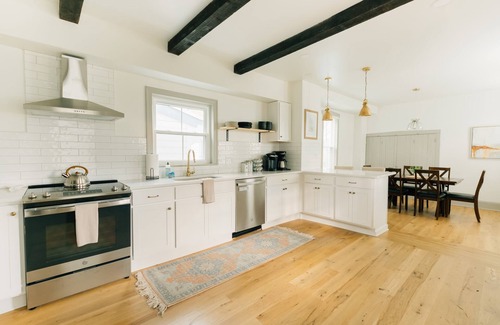 Manheim Casa | Quaint, Vintage Reno in Manheim