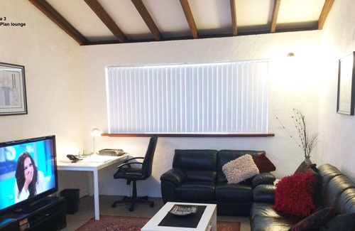 Crawley Apartamento | Apartamento de calidad en planta baja de 2 dormitorios junto a UWA con conexión Wi-Fi gratuita
