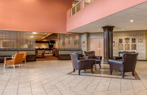 Blue Ash Hotel | Quality Hotel Conference Center Cincinnati Blue Ash