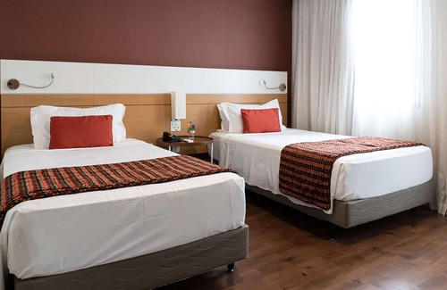 Pinheiros Hotel | Quality Hotel Faria Lima