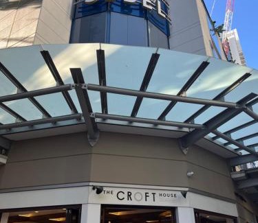 Brisbane Central Business District Hotel | Quality Hotel Room CBD FREE PARK
