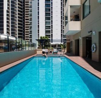 Brisbane Central Business District Hotel | Quality Hotel Room CBD FREE PARK