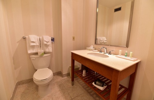 Pembroke Hotel | Clarion Hotel & Conference Centre