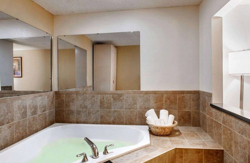 Springfield Hotel | Quality Inn and Suites Eugene - Springfield