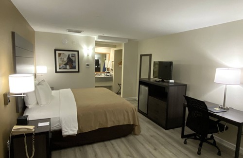 Branson Theater District Hotel | Quality Inn Branson - Hwy 76 Central