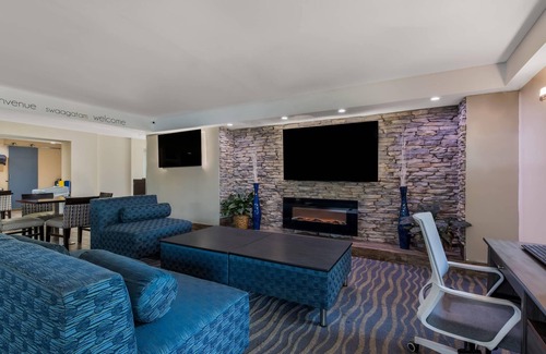 Toddville Road Hotel | Quality Inn & Suites Airport
