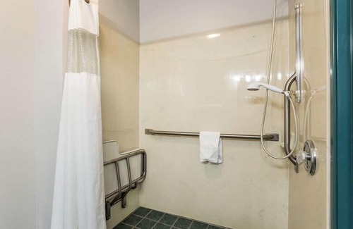 Clare Hotel | Quality Inn Clare
